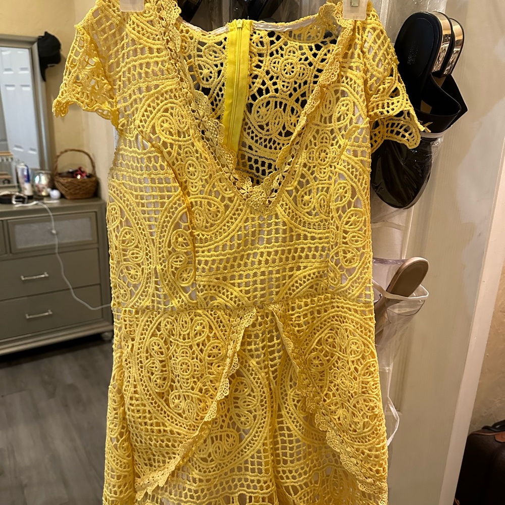 Women’s romper barely worn